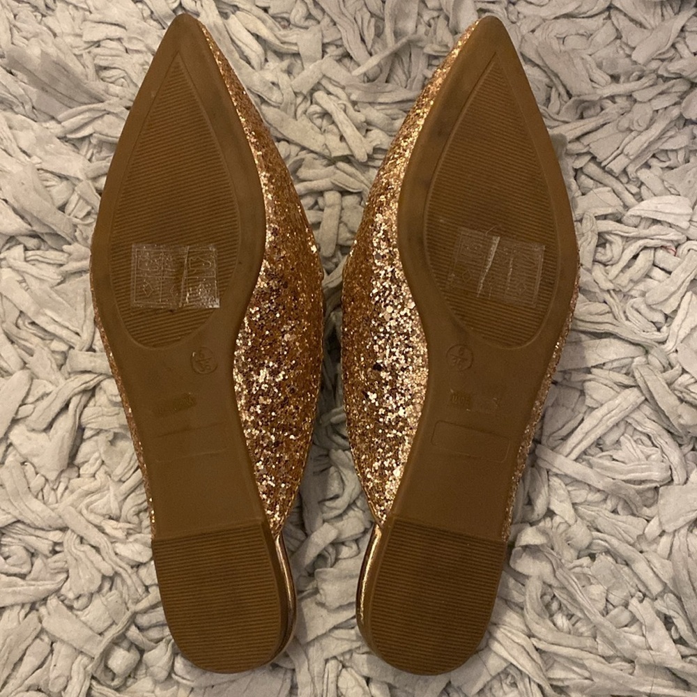 ✨Super Cute Mules✨ - Picture 2 of 4